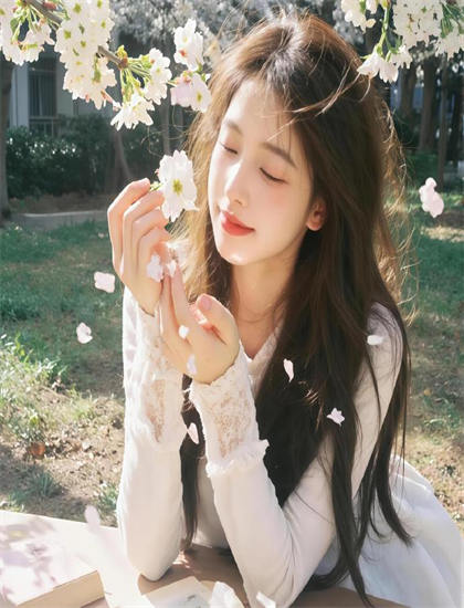 许我向你看短剧免费观看_女儿的朋友4韩剧免费观看全集在线观看天才_女人开裆内裤